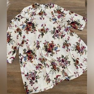 H.I.P. From Buckle Women’s Textured Floral Print Blouse